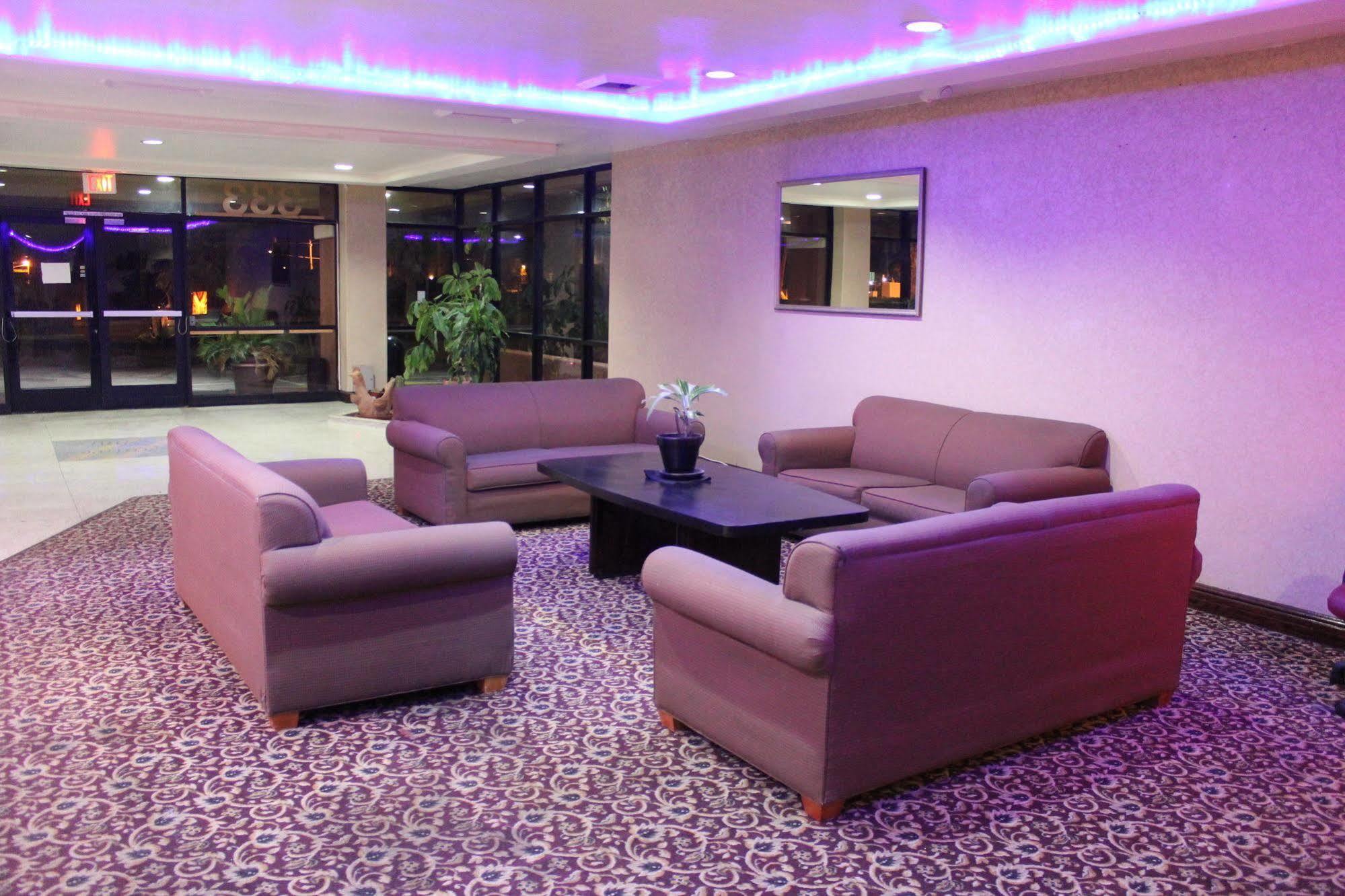 Fortuna Inn And Suites Tucson Eksteriør billede
