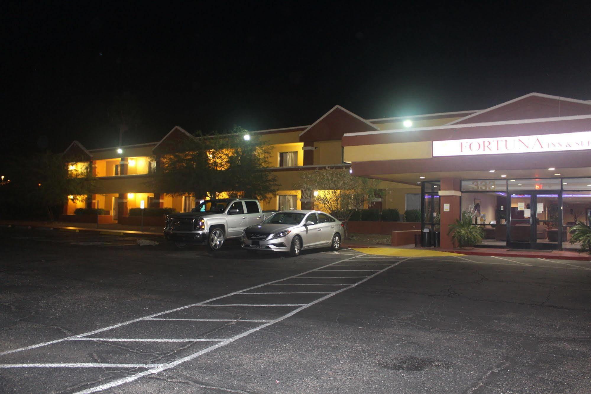 Fortuna Inn And Suites Tucson Eksteriør billede